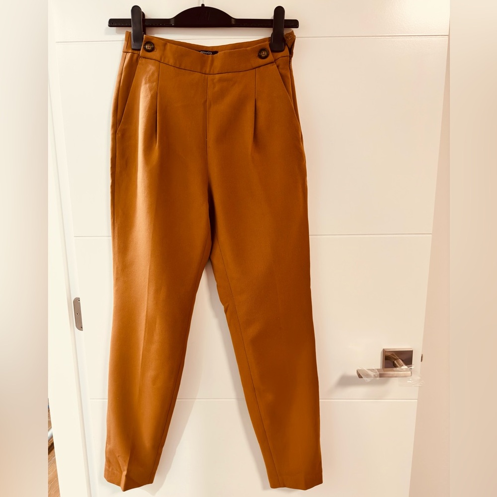 RW&CO Ladies tan pant